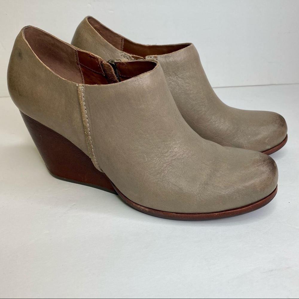 Kork-Ease Tan Wedges